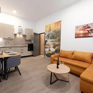  Apartman Apartman Cezar