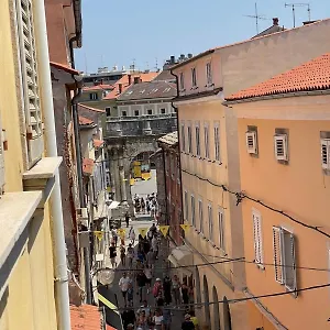 rezervirajte ovdje